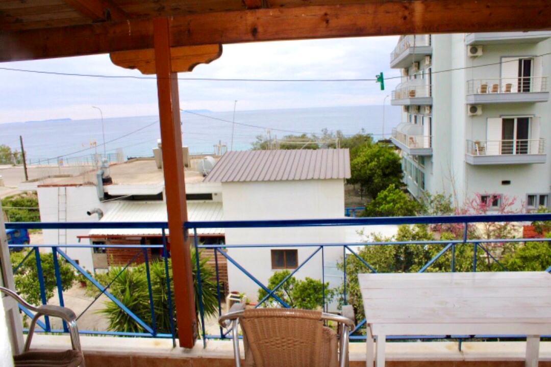 Hotel Portokali Himare Bagian luar foto