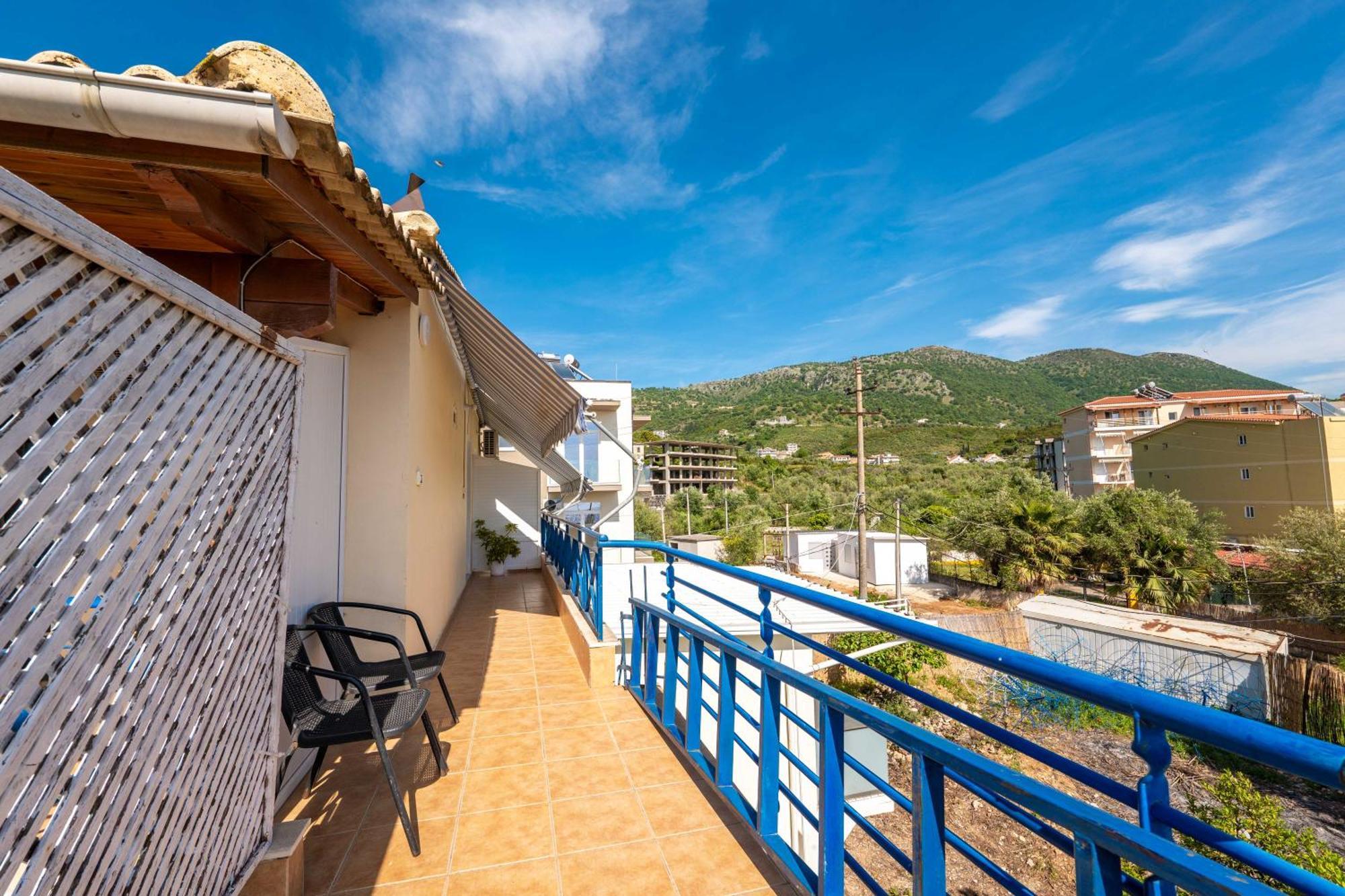 Hotel Portokali Himare Bagian luar foto