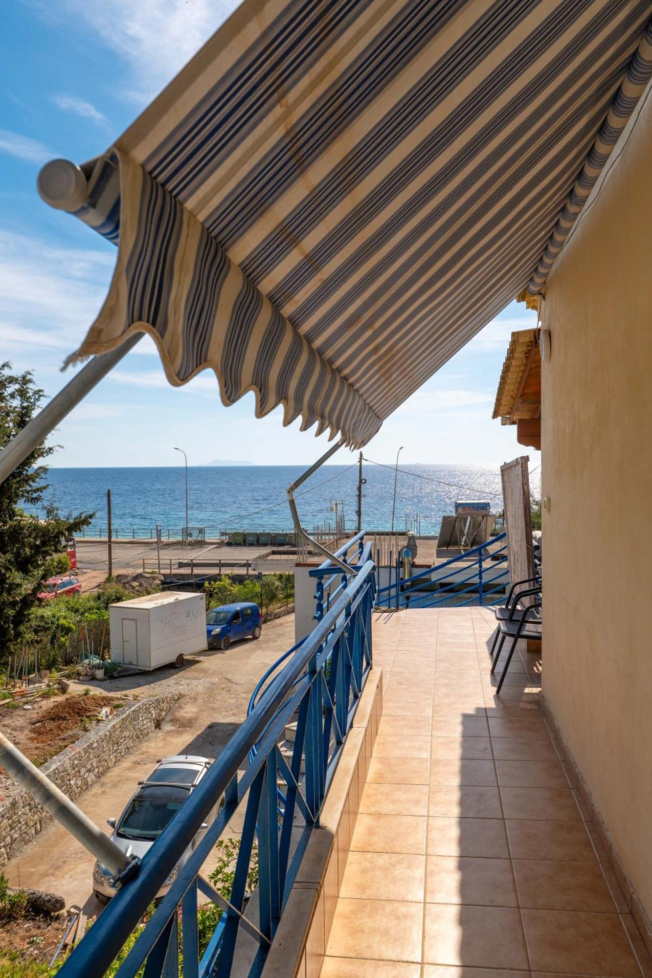 Hotel Portokali Himare Bagian luar foto